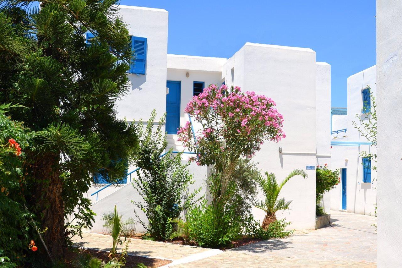 פלטאנס Galeana Beach Hotel מראה חיצוני תמונה