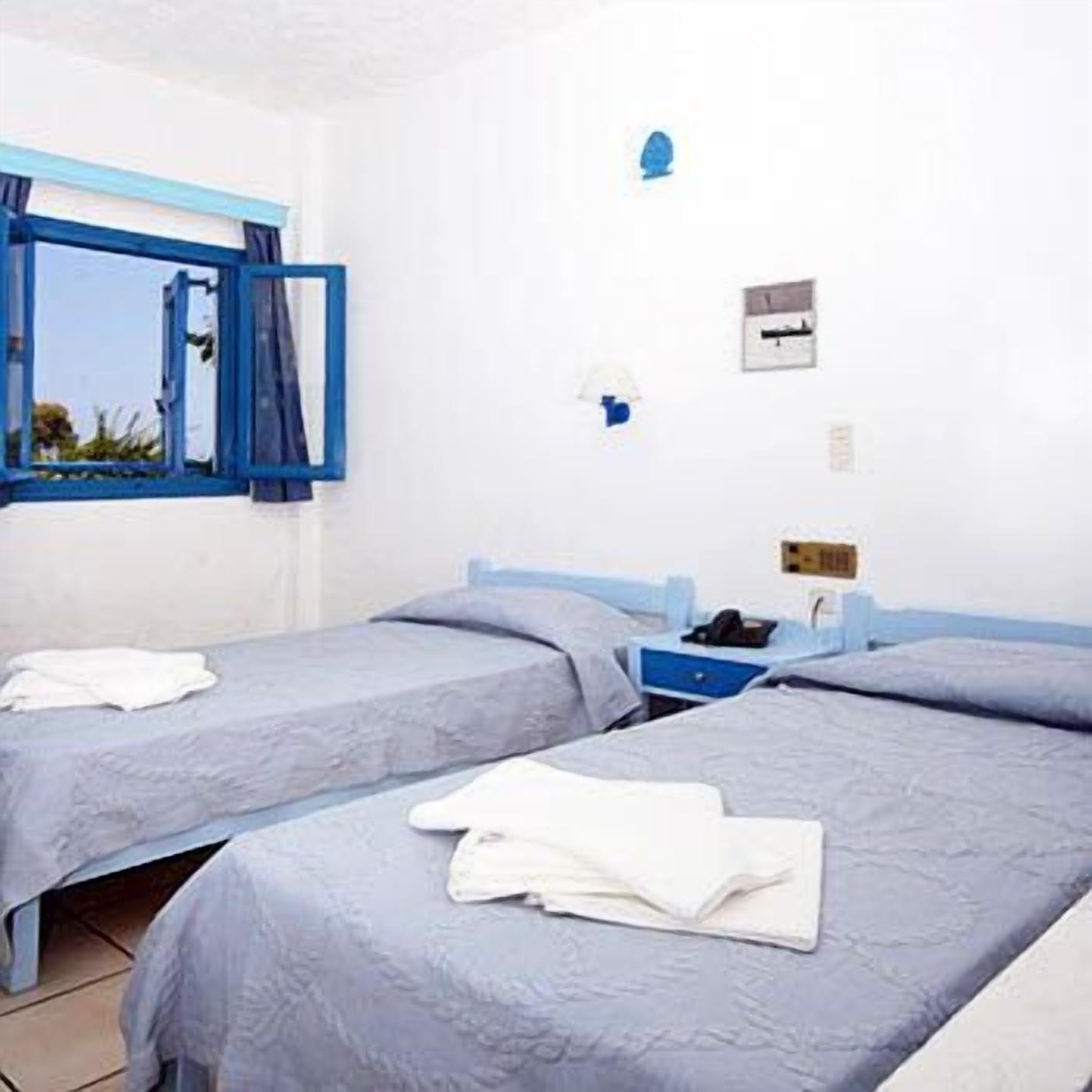 פלטאנס Galeana Beach Hotel מראה חיצוני תמונה