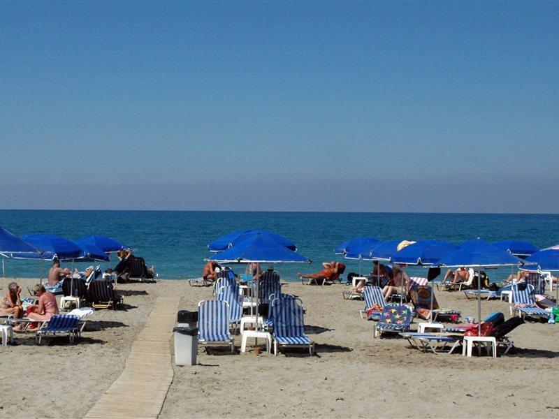 פלטאנס Galeana Beach Hotel מראה חיצוני תמונה